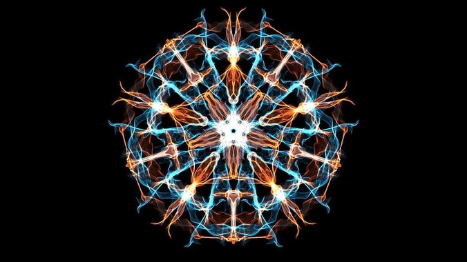 跟离异的女同事聊天时，她冒出一句：「你老婆还不如我，离了跟我过得了」，我该怎么回答？